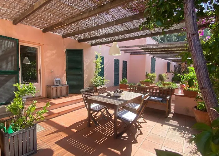 Gli Aloe Biodola - Trilocale Con Piscina דירה פורטופראיו