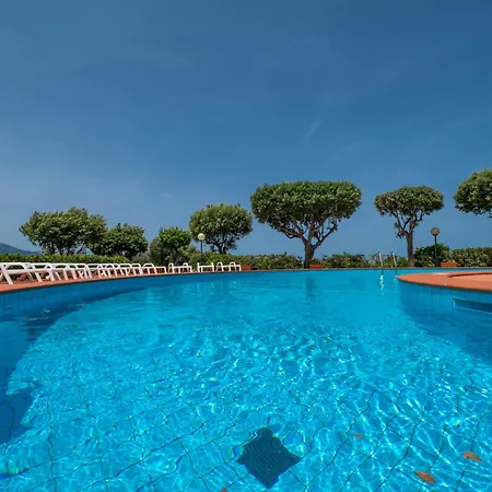 Gli Aloe Biodola - Trilocale Con Piscina Apartment *